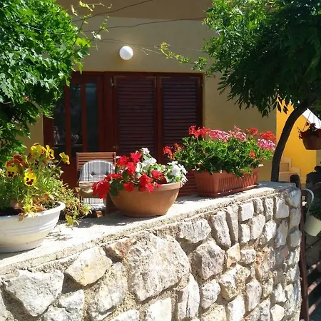 Dunja Apartmán Cres